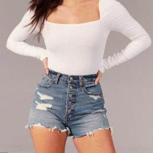 Abercrombie Curve Love Ultra High Rise Mom Shorts (27/4)
